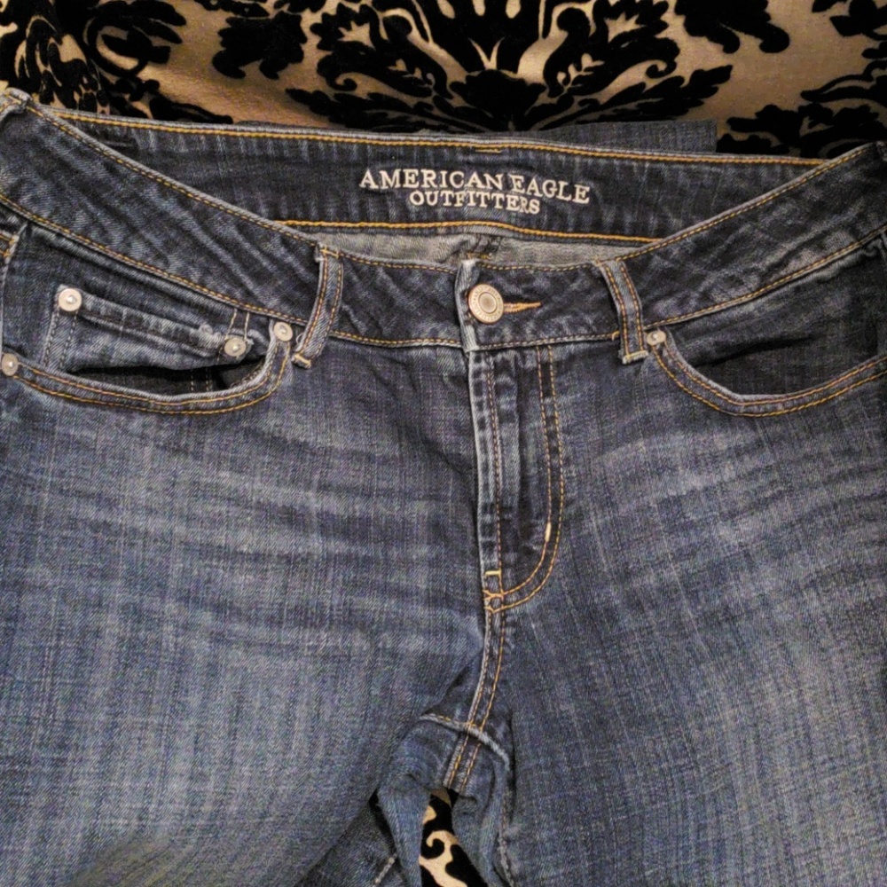 💥50% OFF💥American Eagle Favorite Boyfriend Jeans